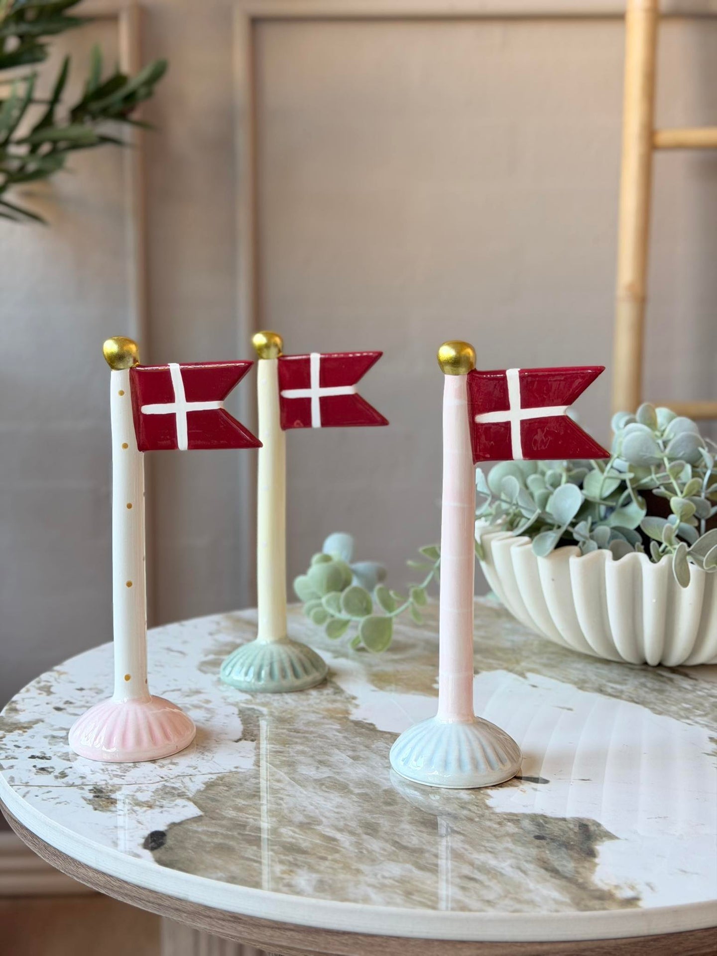 Keramikflagga – Mix H 19 cm