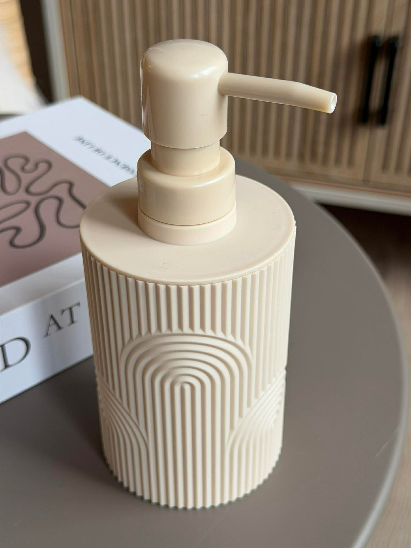 Dispenser - Flera färger