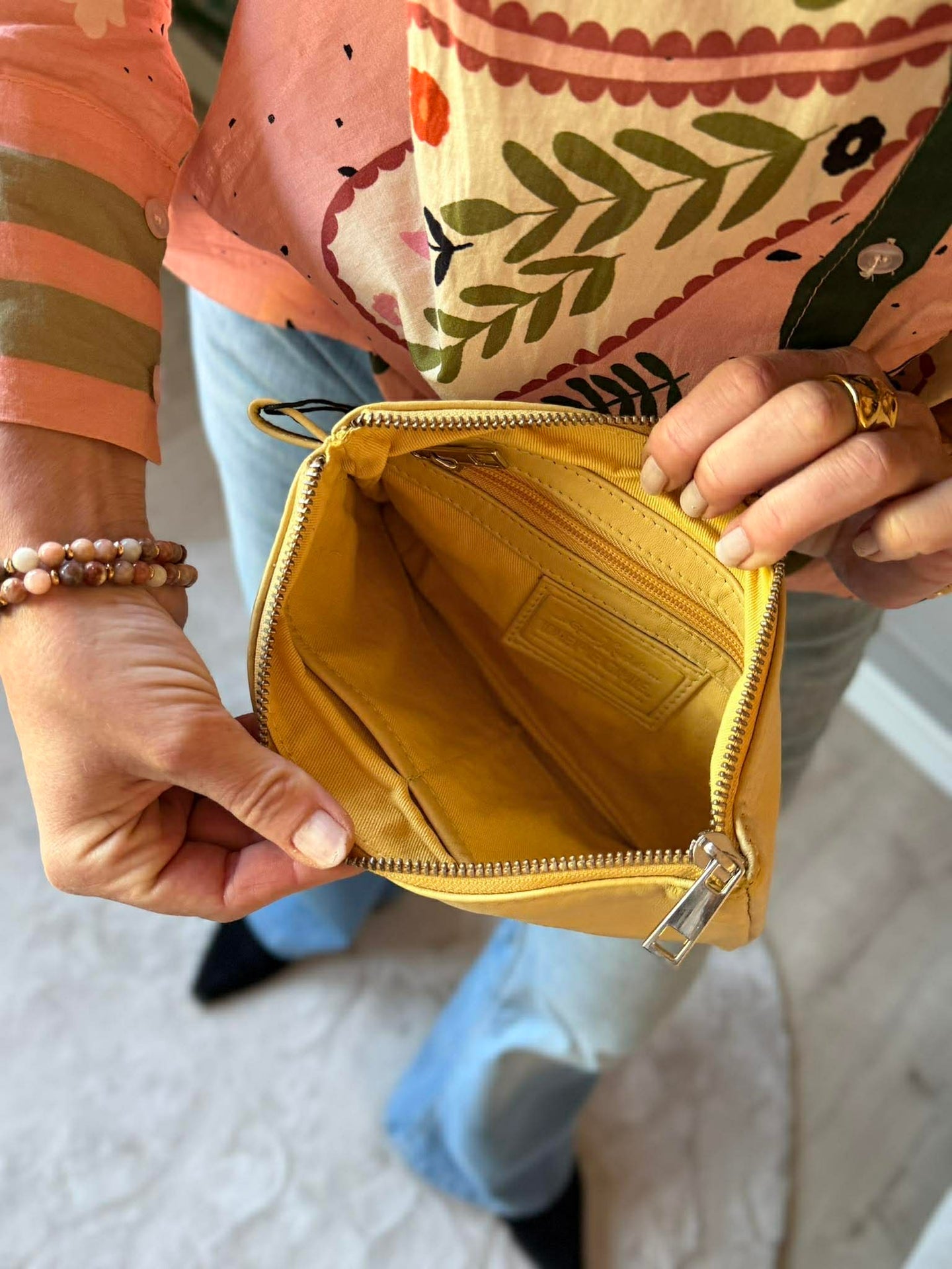 Clutch Alba - Soft yellow