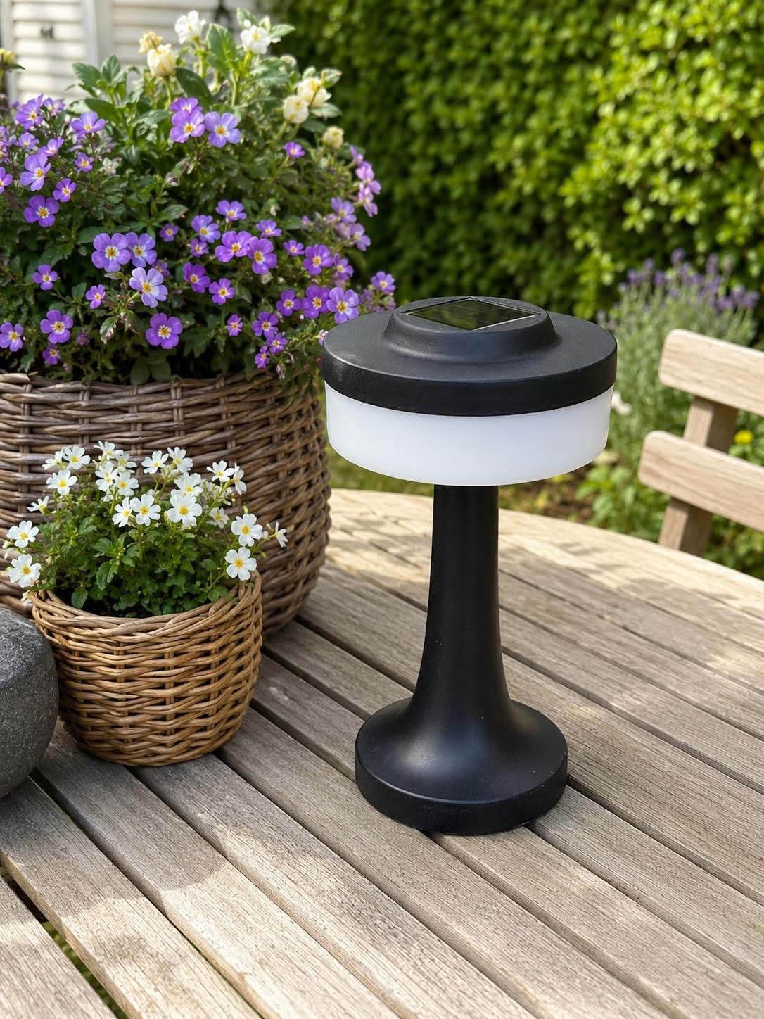 Bordslampa Solar