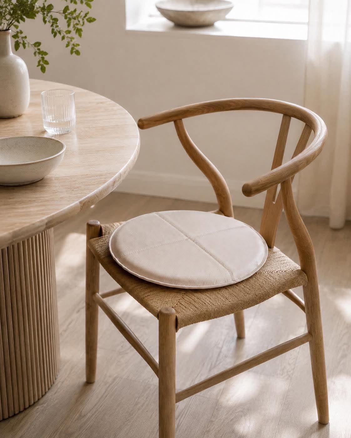 Kudde i läder - Beige Dia 38cm