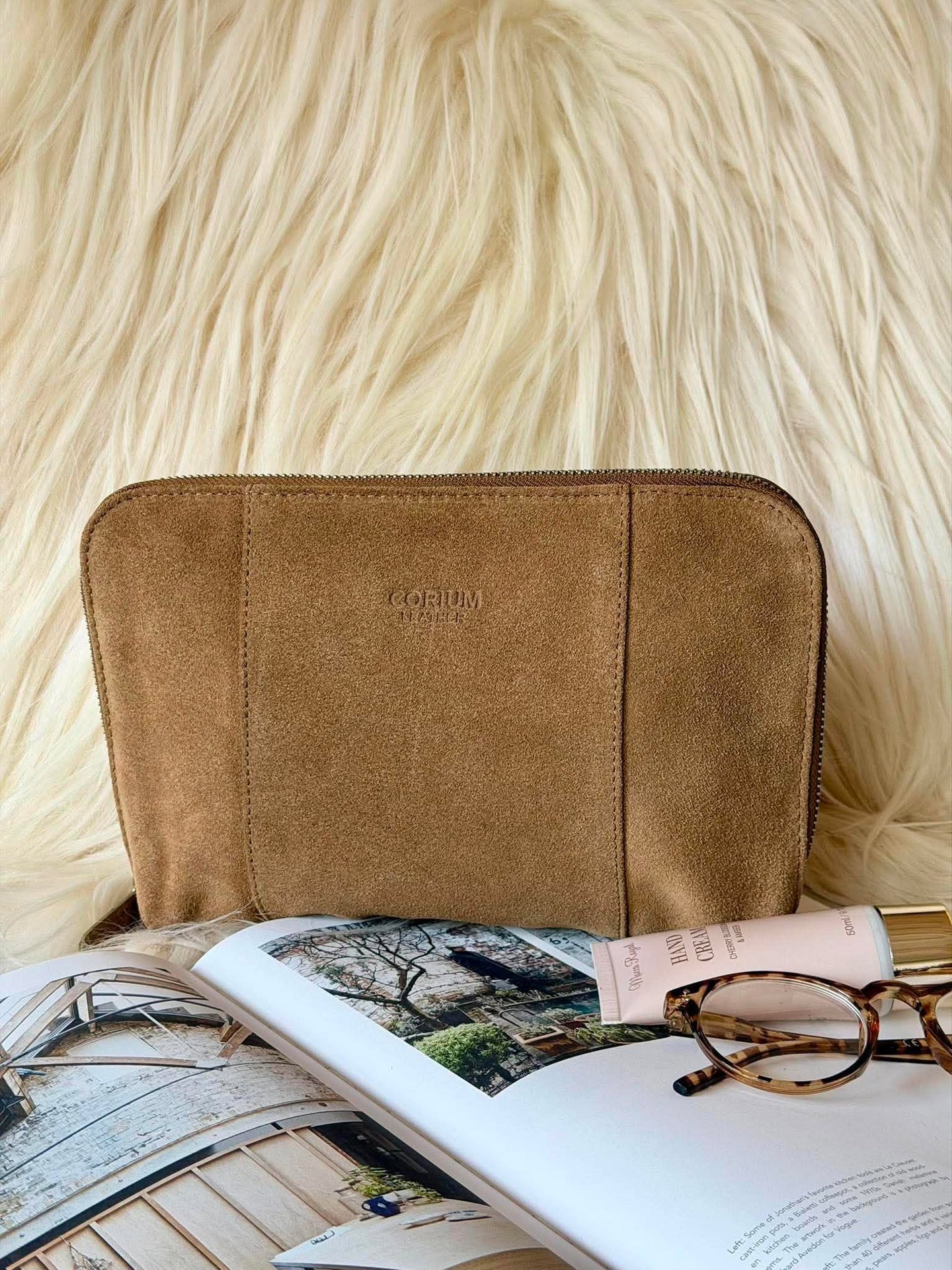 Clutch mockaskinn camel