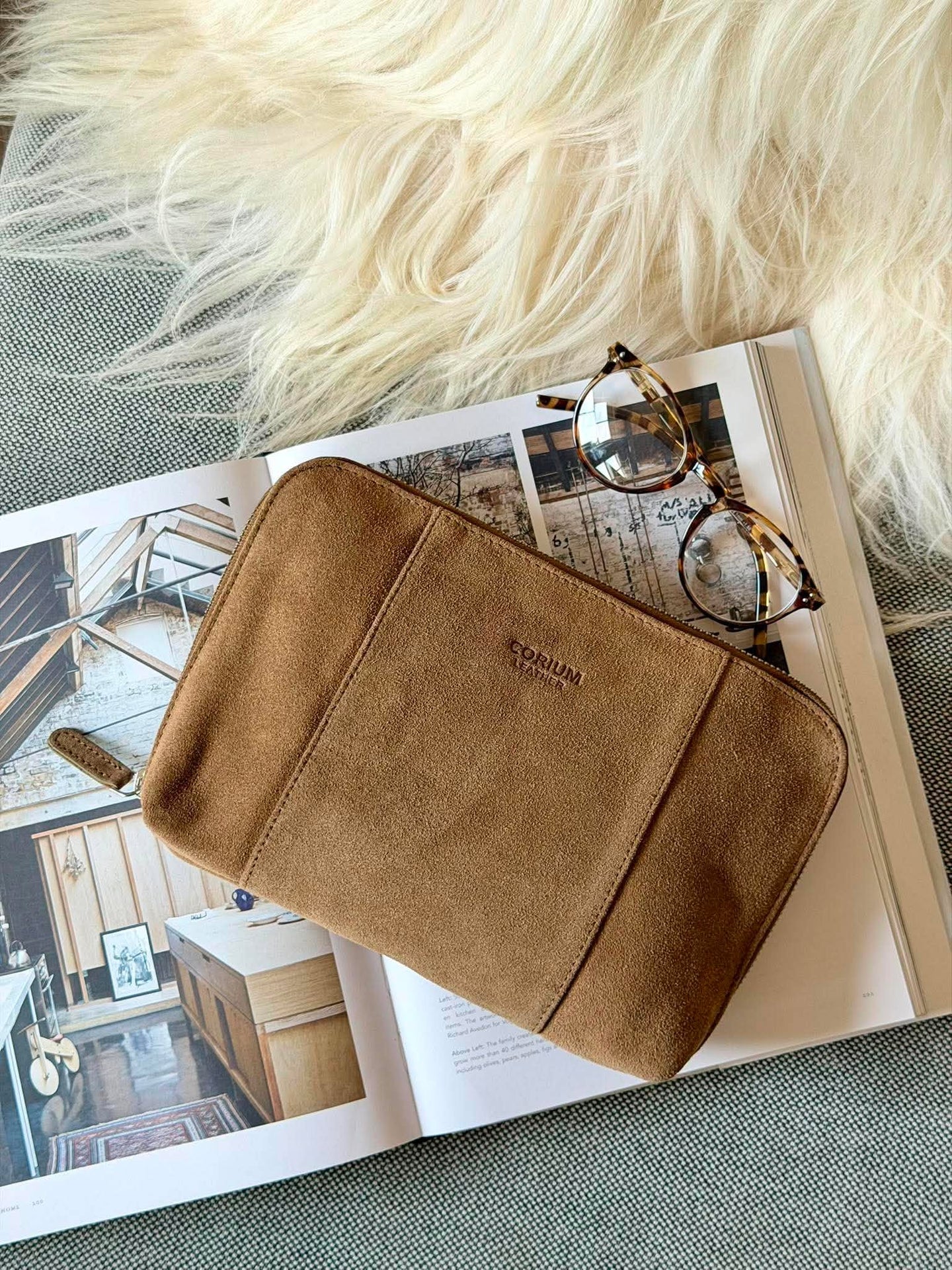 Clutch mockaskinn camel