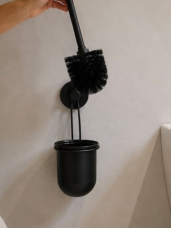 Toalettborste med upphängning