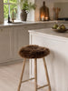 Sitsunderlag lammskinn - Ø 34cm brown