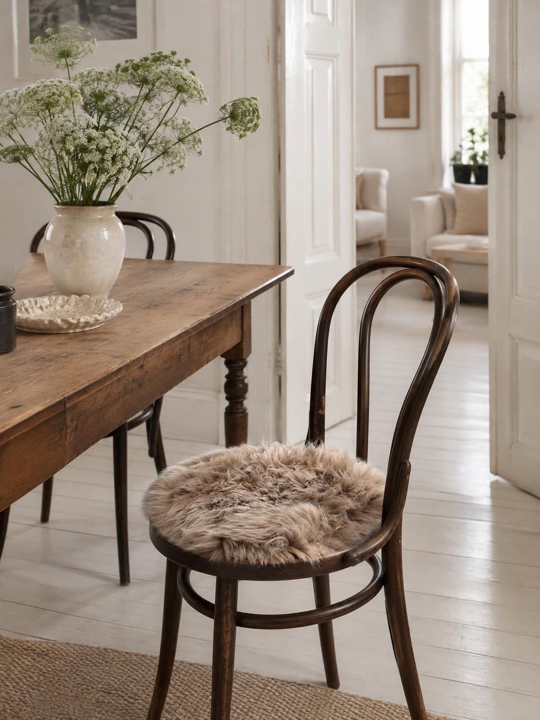 Sittskinn Ø 34 cm - Taupe lammskinn