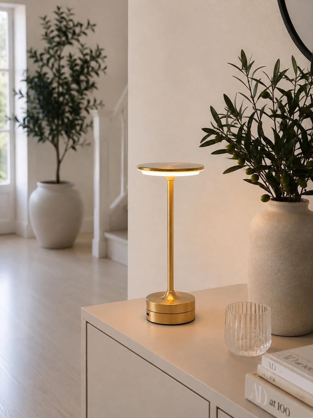 LED Bordlampa uppladdningsbar – Lux Golden