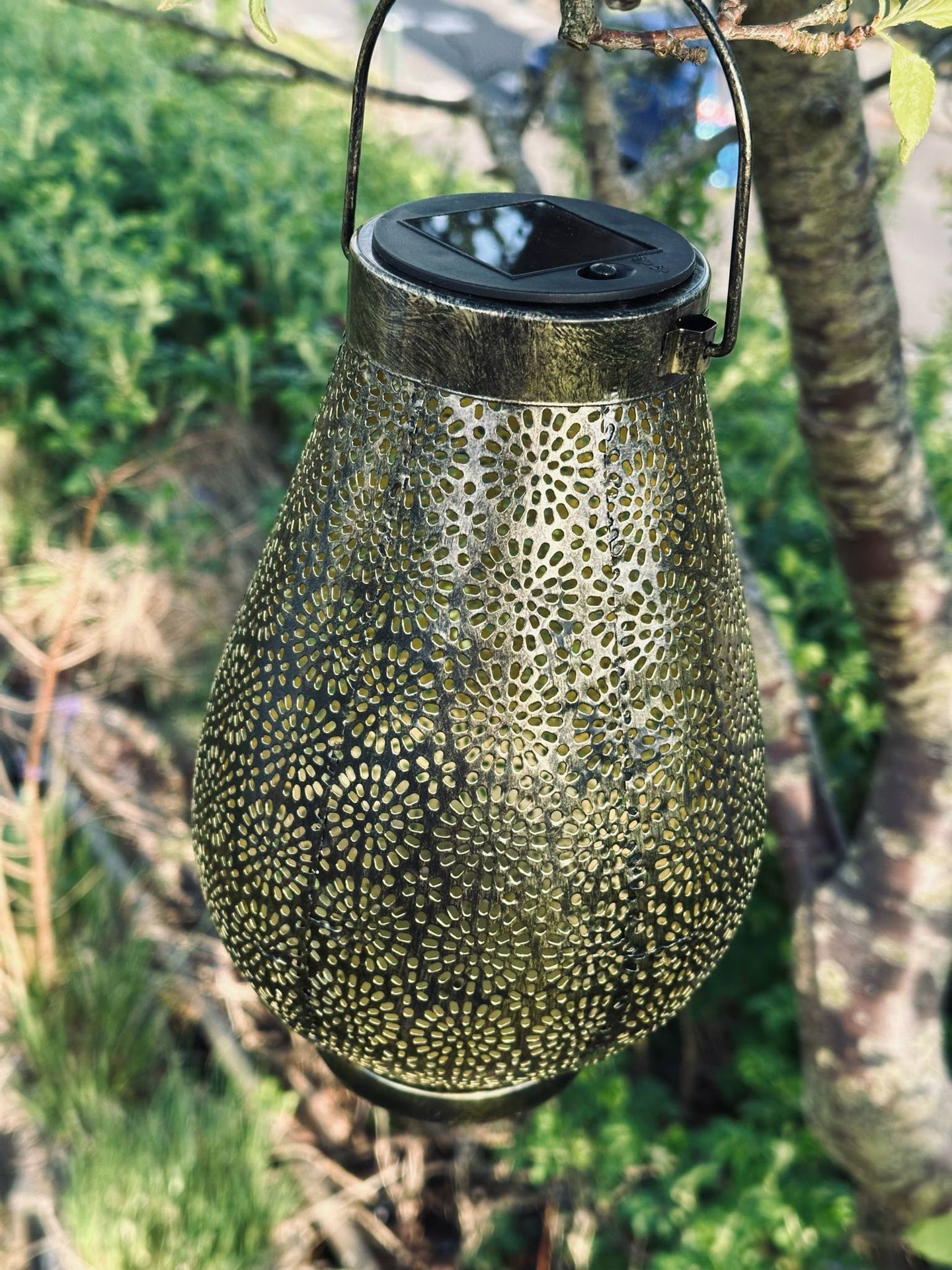Lykta med solceller - GOLDEN