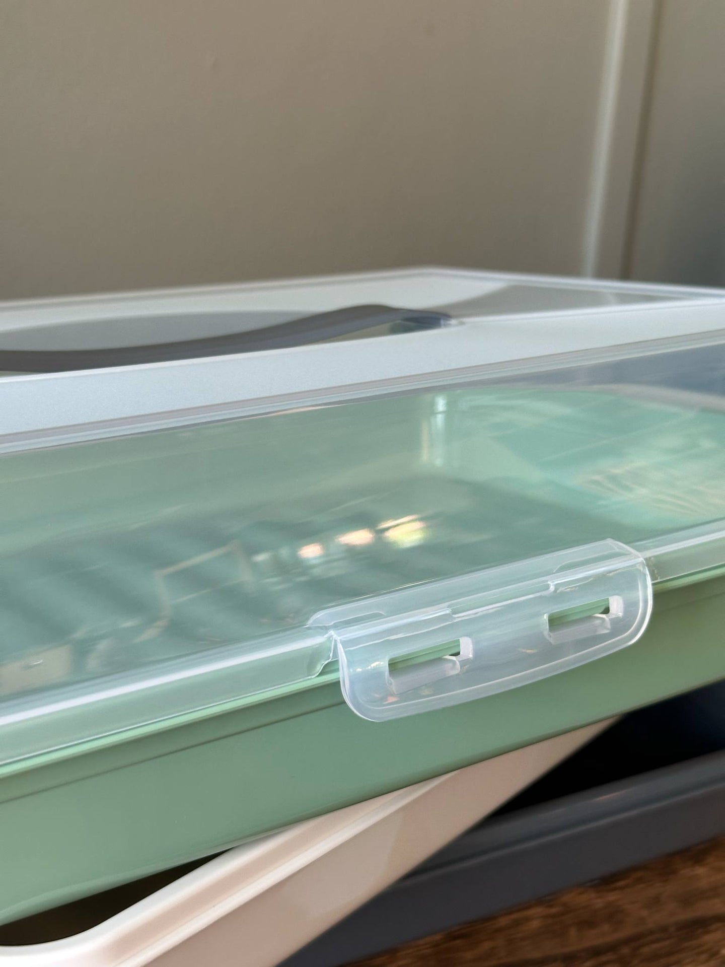 Kakfat med lock - Färgblandning