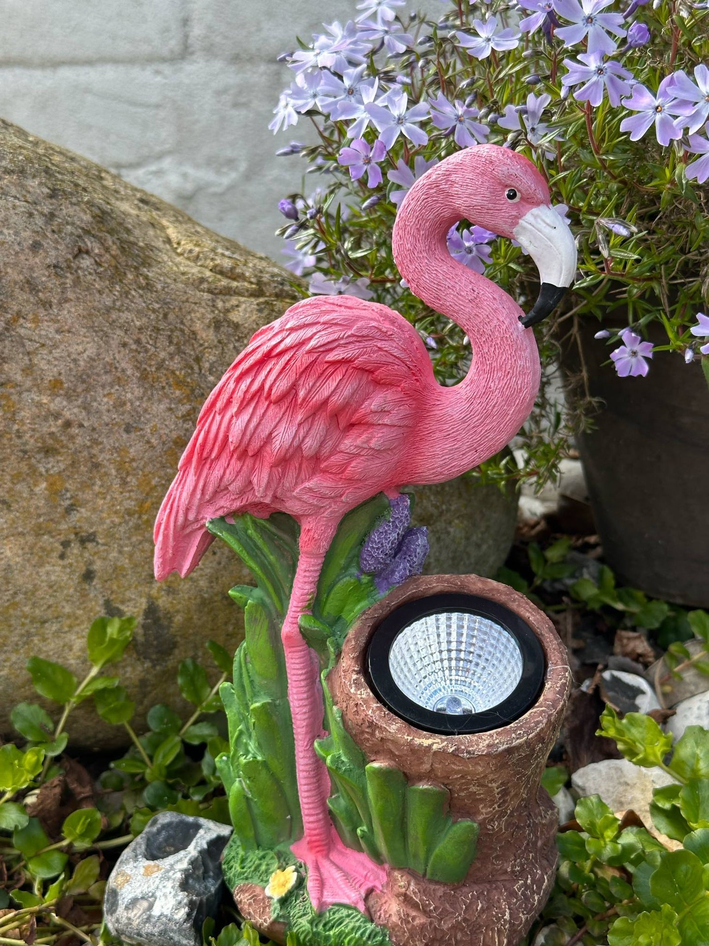 Flamingo med solceller