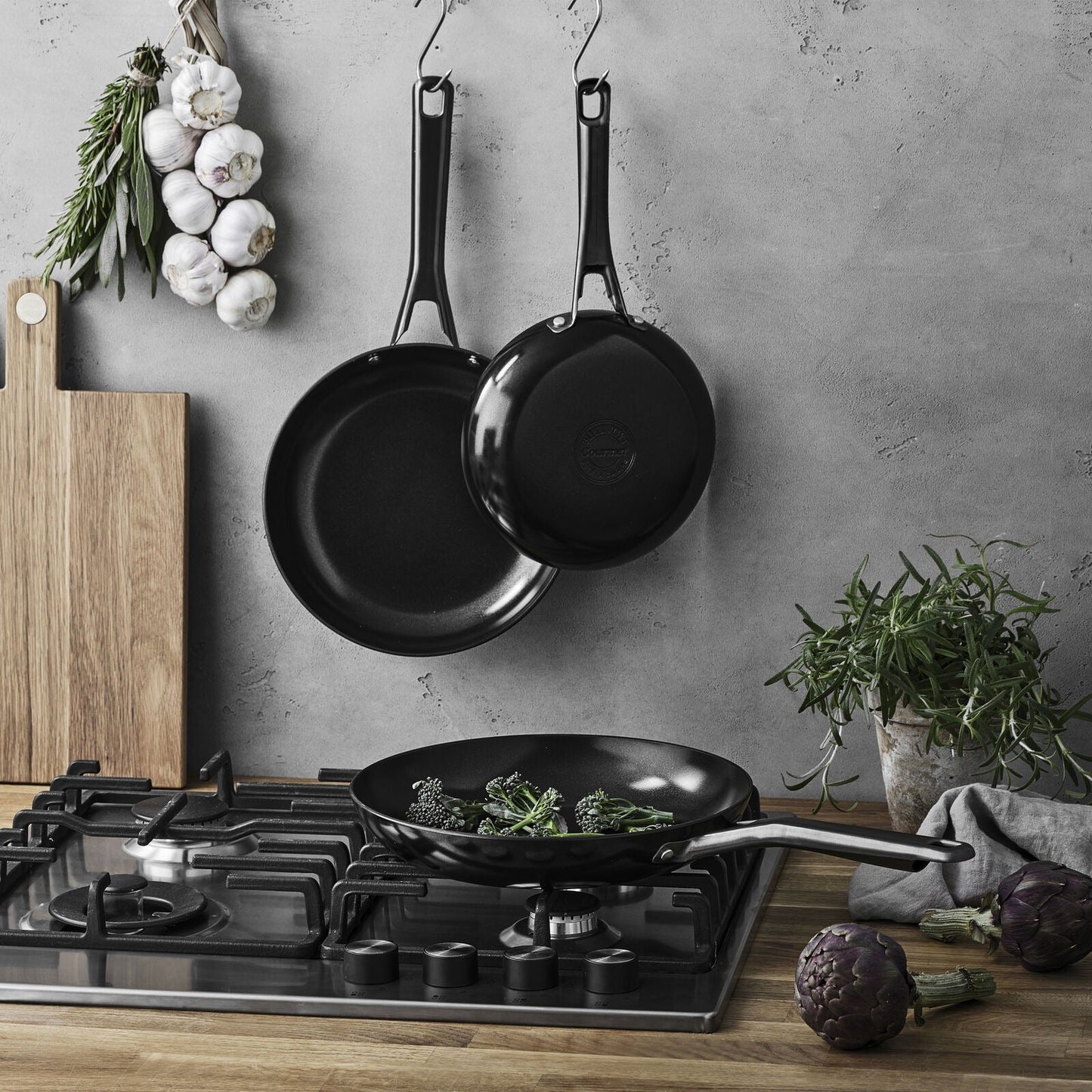 Stekpanna - 28 cm - Aluminium/keramisk beläggning