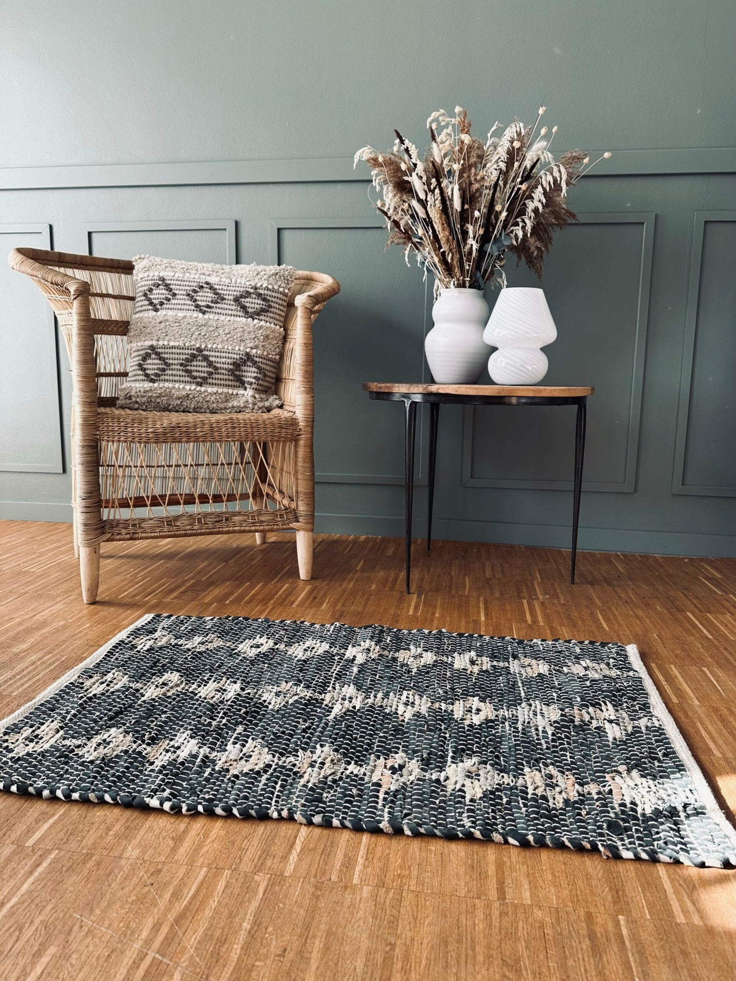 Golvmatta i flätat skinn – 60x90 cm
