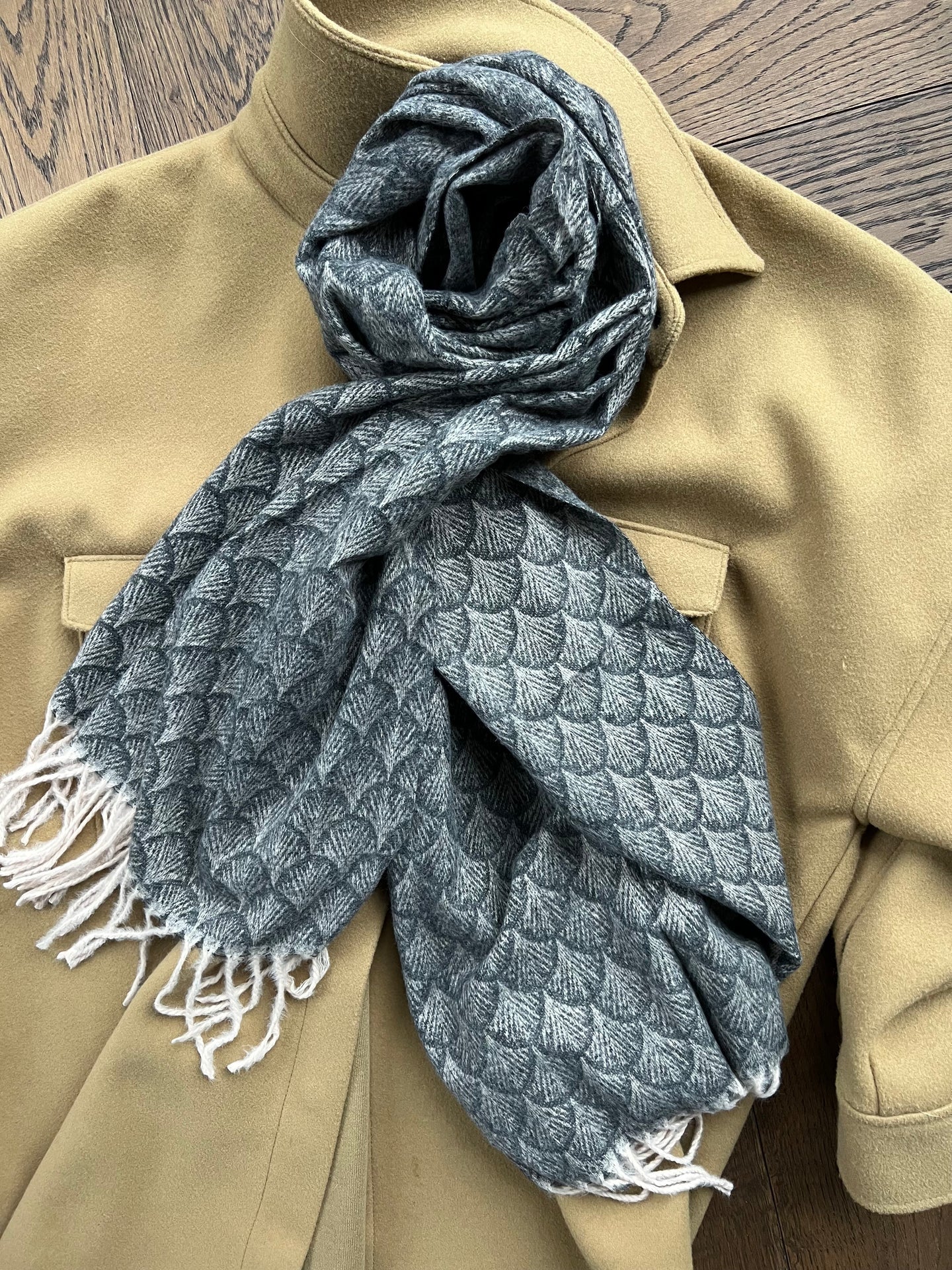 Halsduk Malene - Black