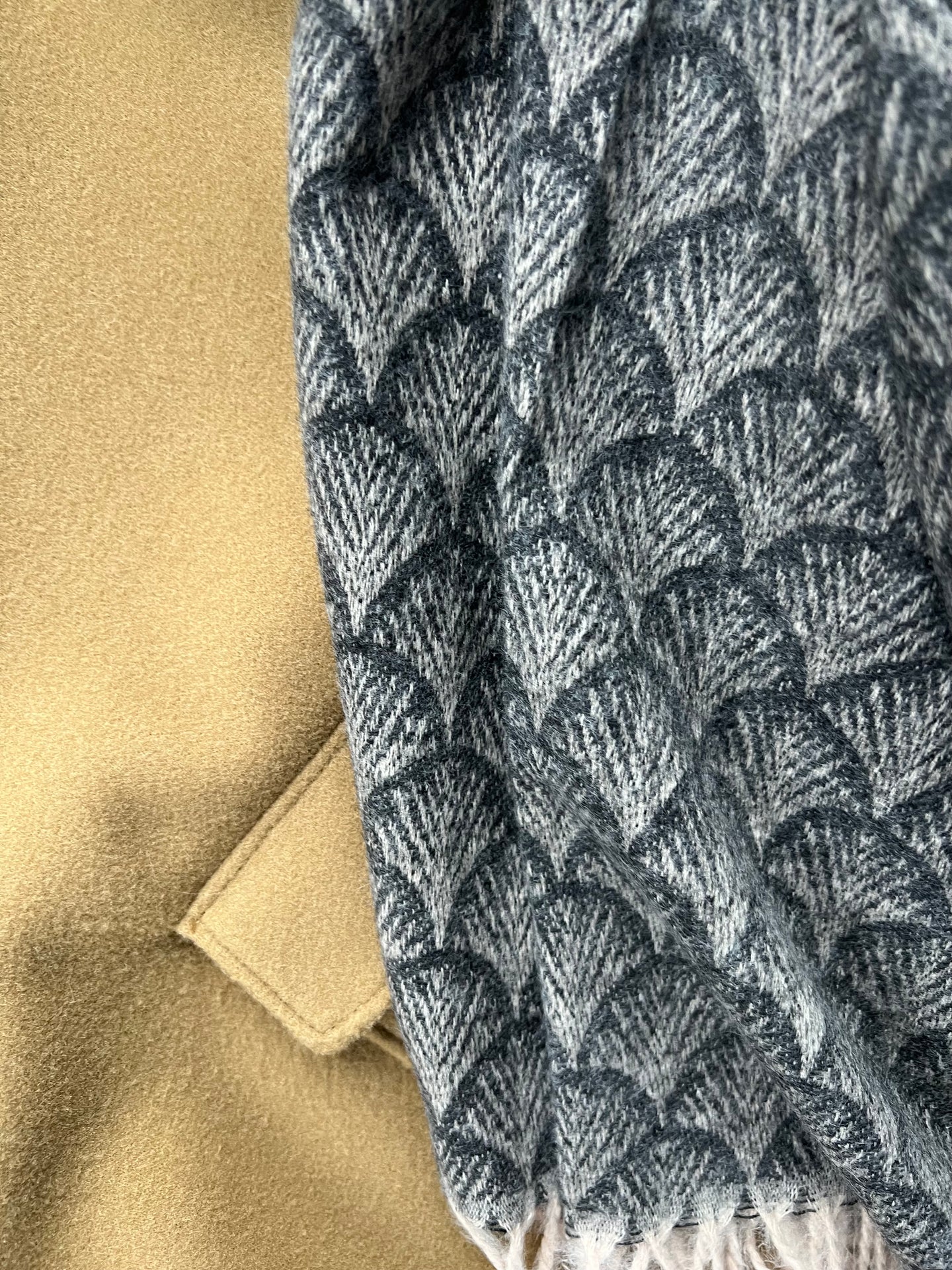 Halsduk Malene - Black