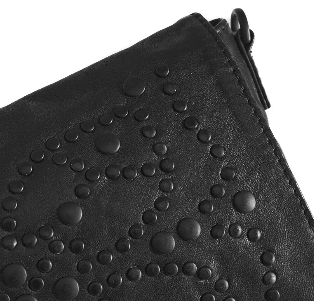 Crossover Black leather