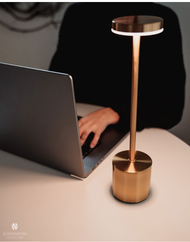 Touch bordslampa i guld