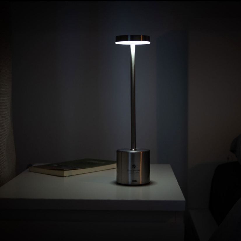 Touch bordslampa i silver