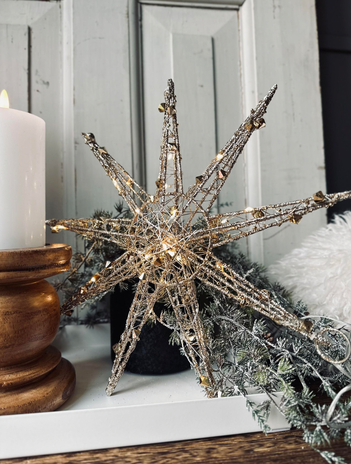 Stjärna med LED-ljus - 30cm