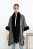 Poncho med pälskant - Black