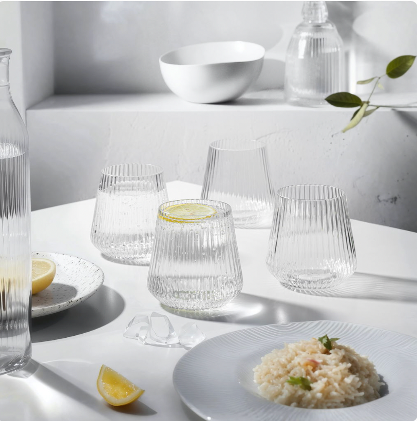 Eleganta plastglas för vardag och fest - 4 st