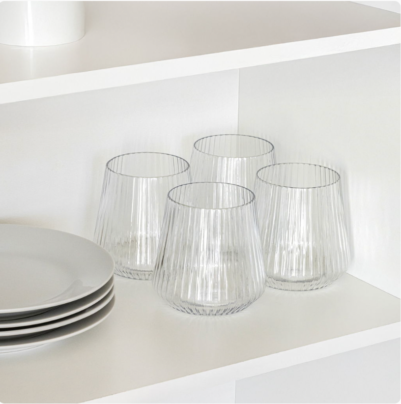 Eleganta plastglas för vardag och fest - 4 st