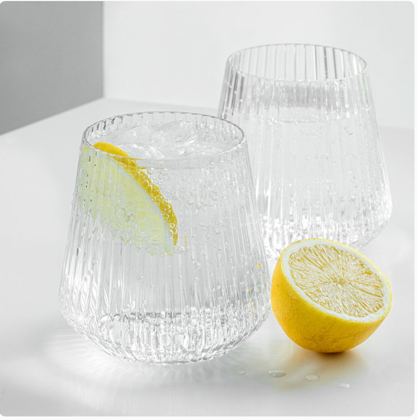 Eleganta plastglas för vardag och fest - 4 st