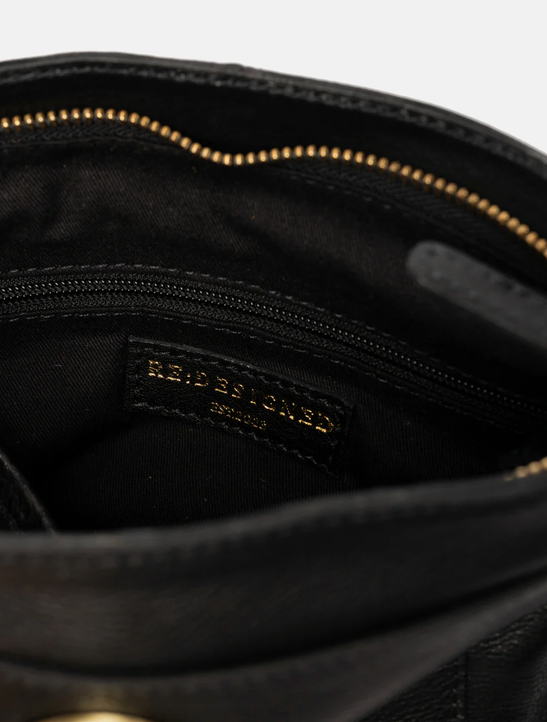 Crossover Moa small - Black