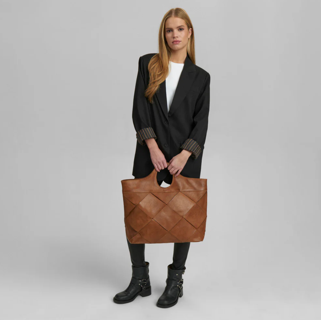 Exklusiv handflätad shopper - Mjuk cognac