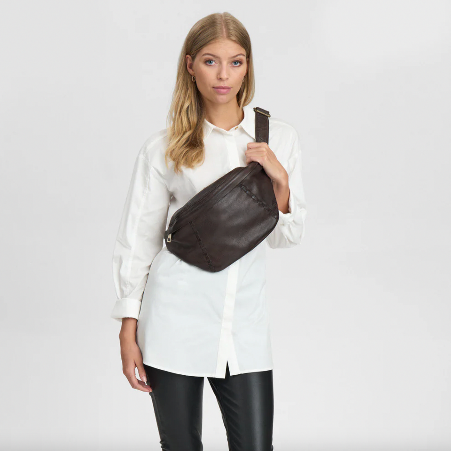 Cool midjeväska - Choklad