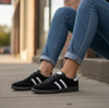 Sneakers black