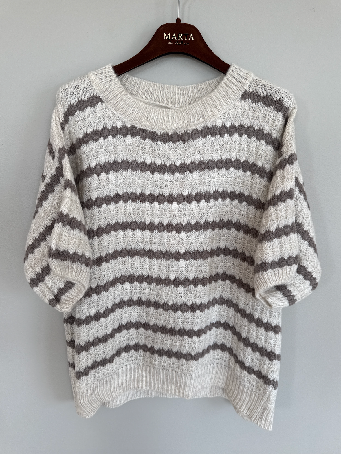Stickad Nayeli - Beige
