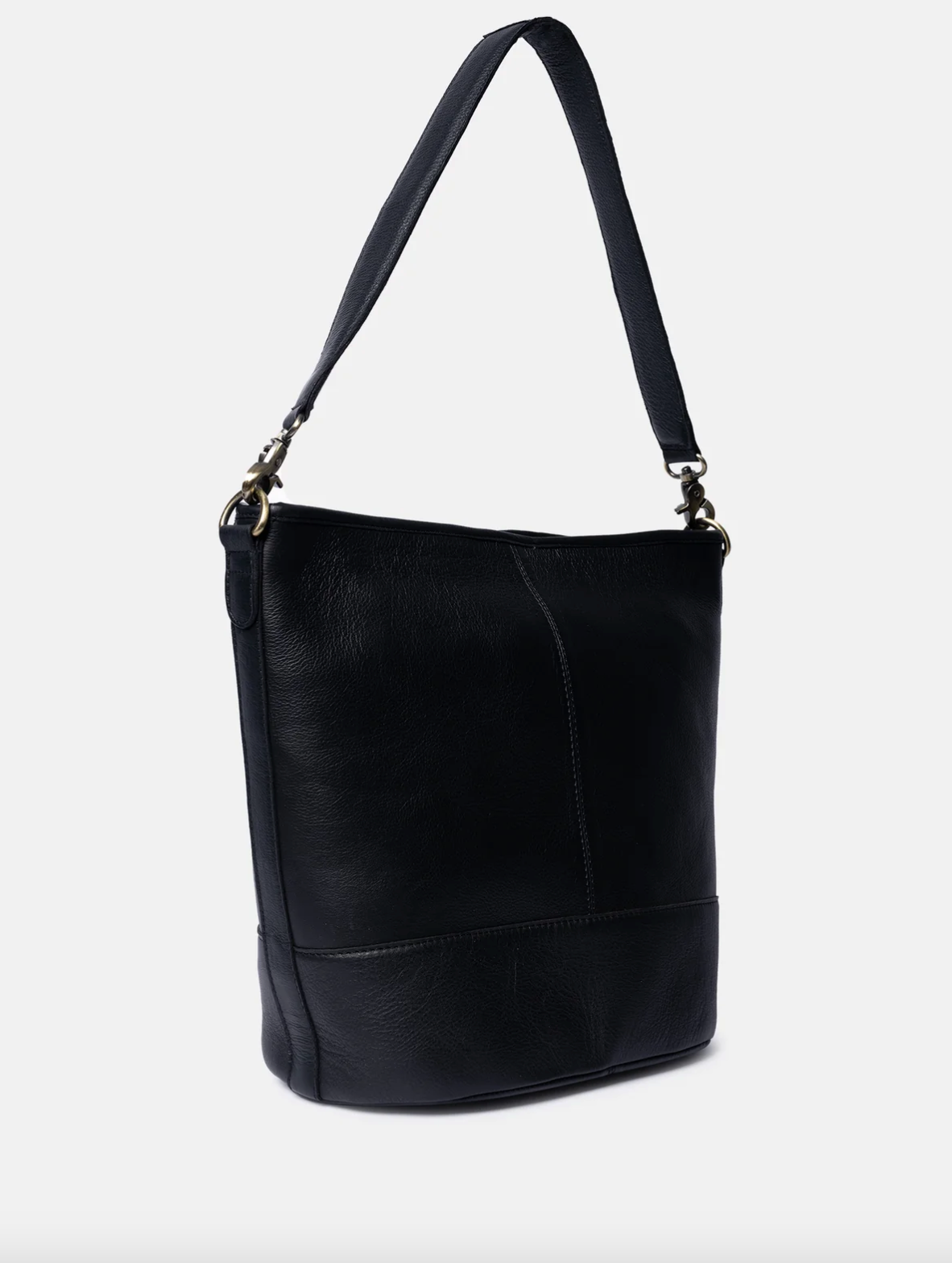 Axelväska Nomi black
