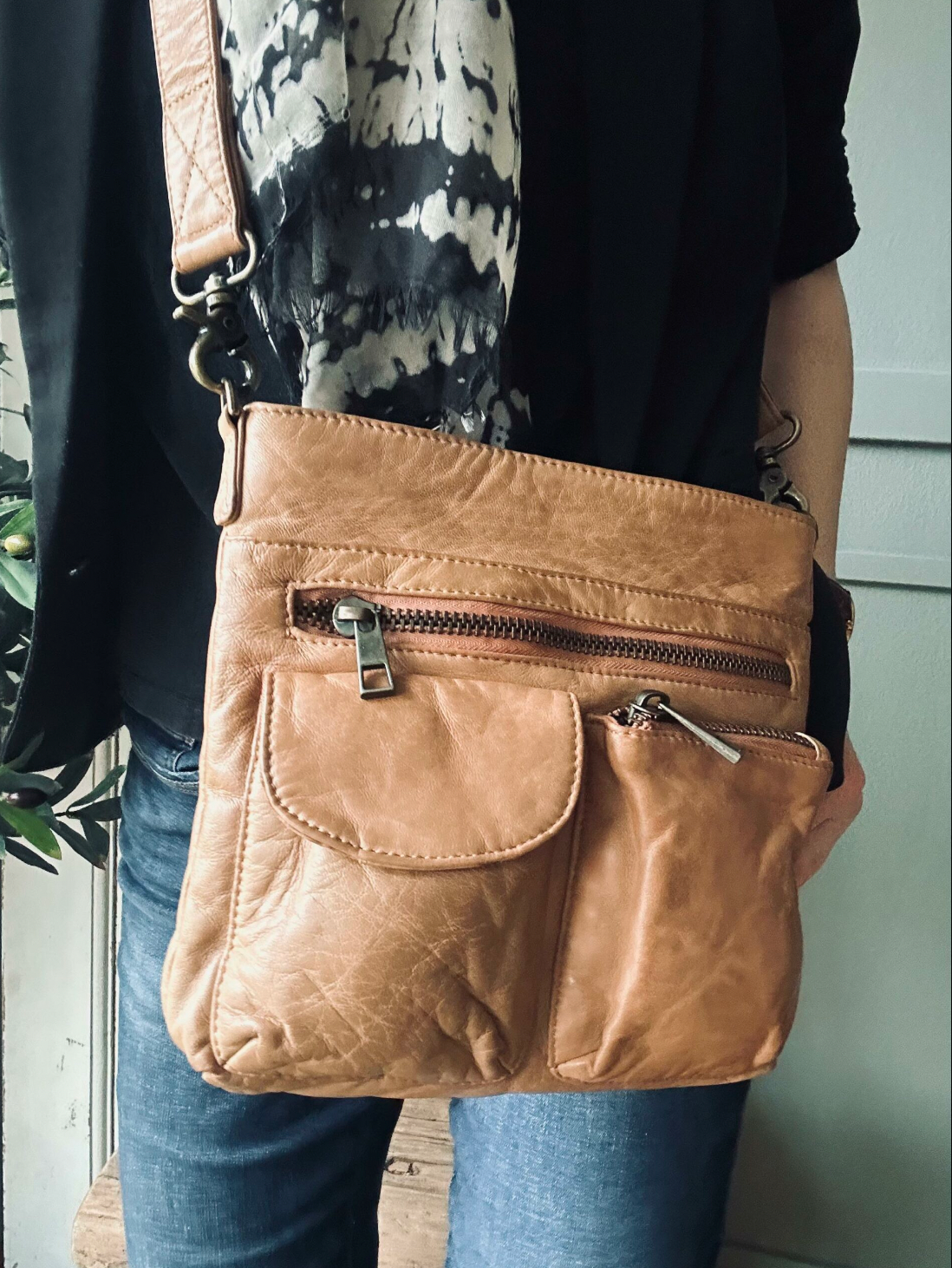 Crossbody Camel – Ultra mjuk