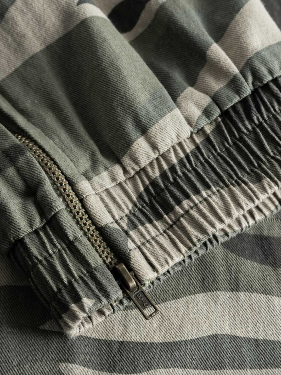 Bukser LARA - Camo Military