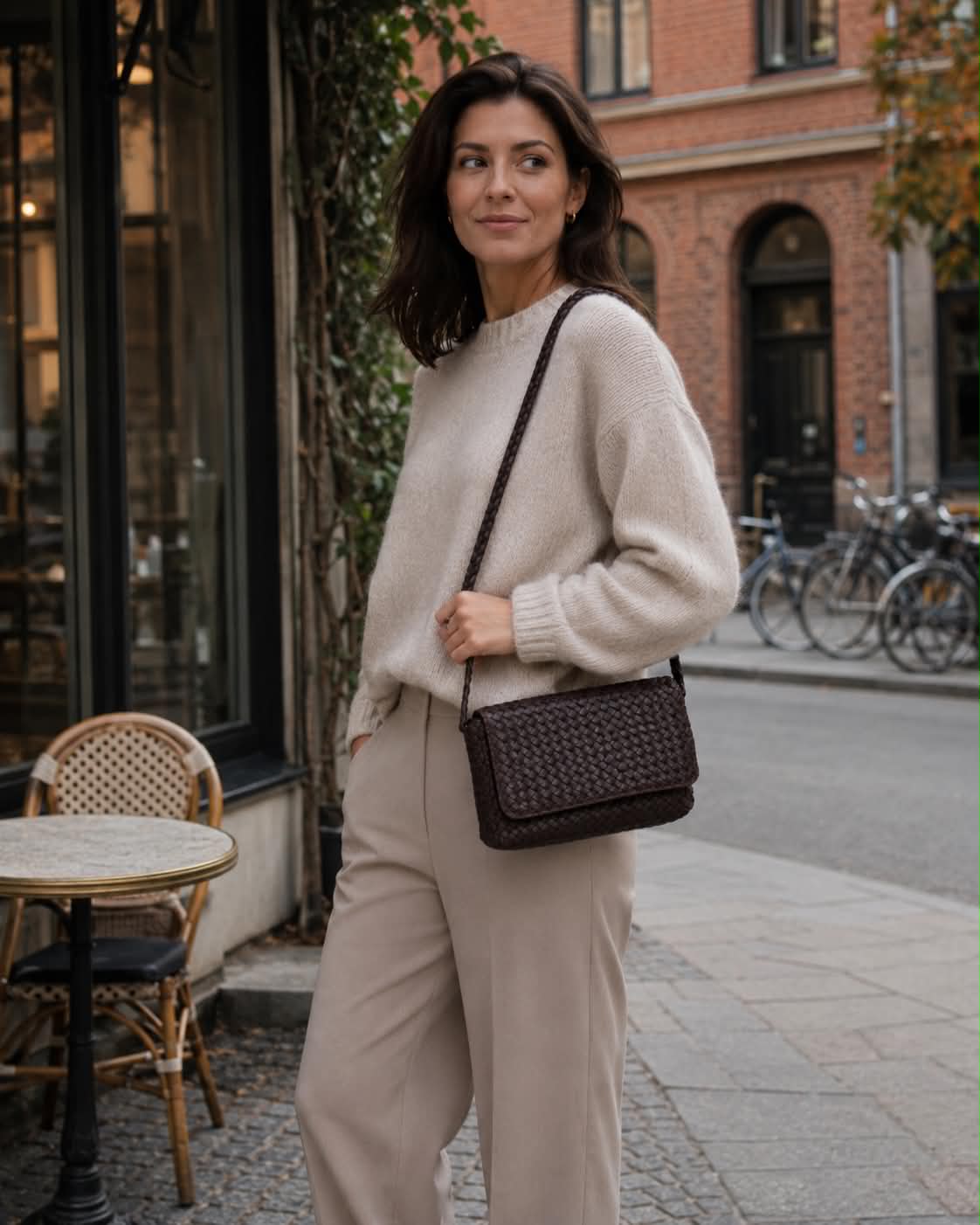 Elegant crossover - Mörkbrun – kalvskinnsläder