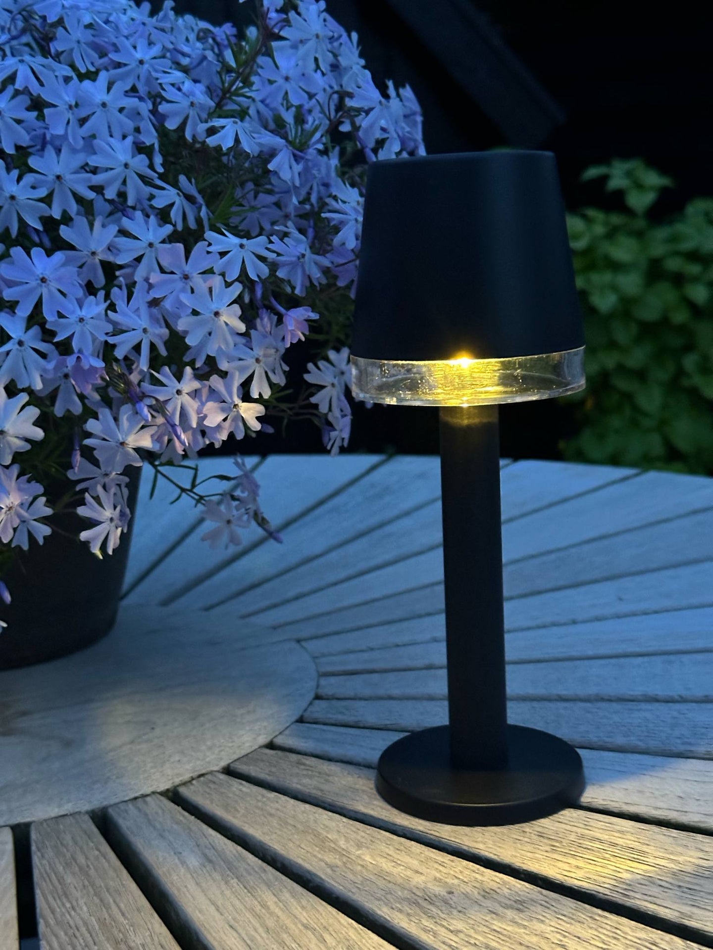 Bordslampa KIA solar