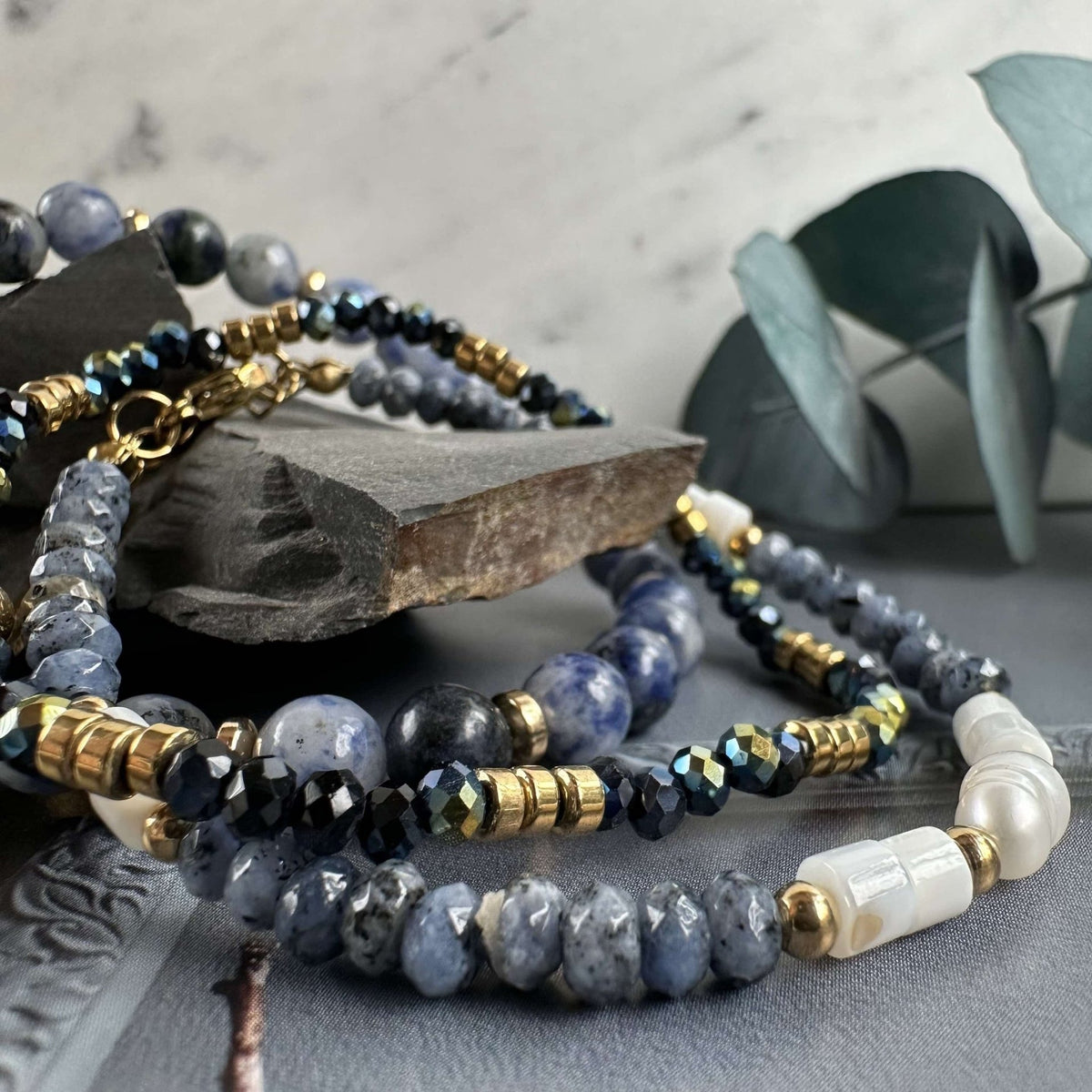 Armbånd GISELE Blue mix – Sæt med 3 stk - VIAMAJA.DK