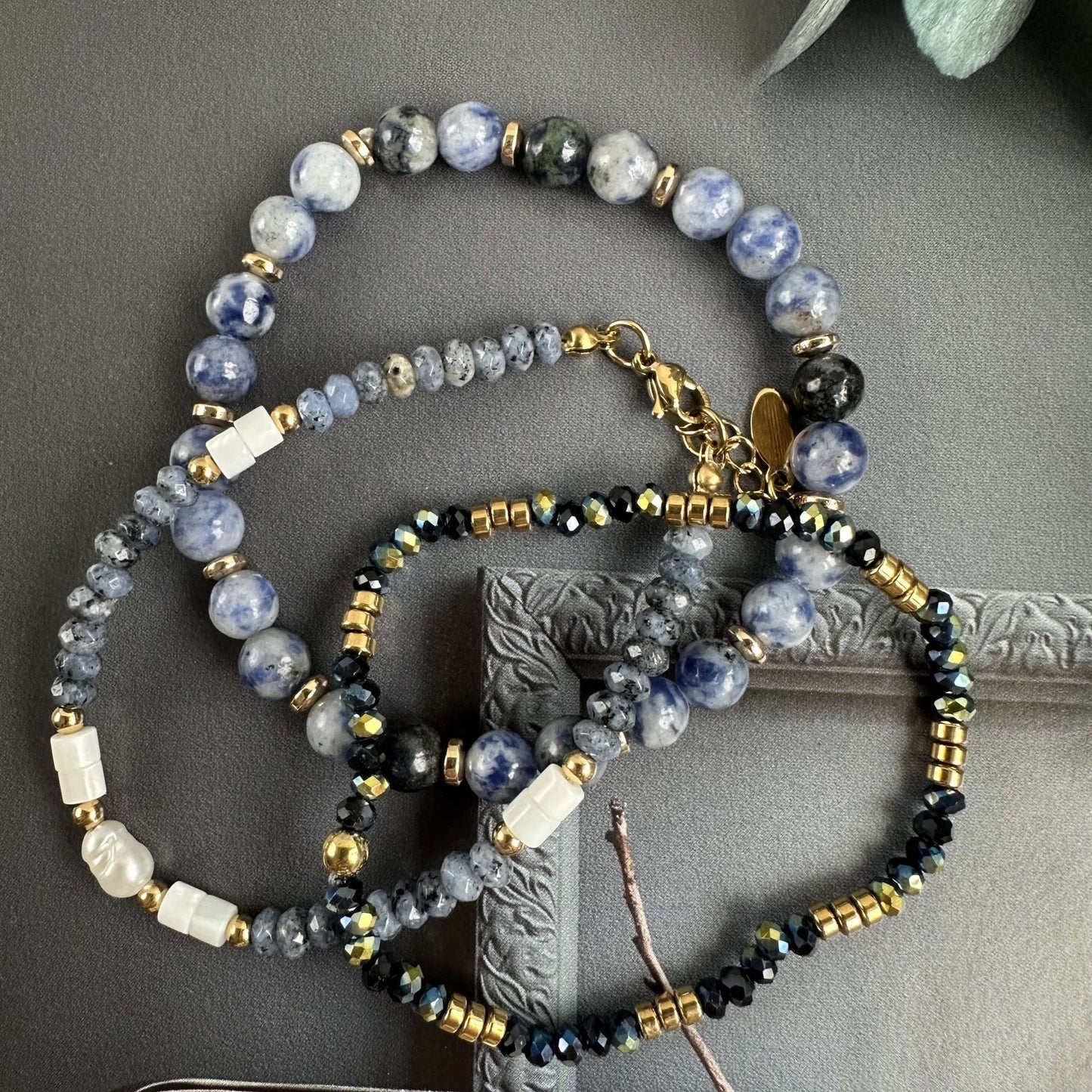 Armbånd GISELE Blue mix – Sæt med 3 stk - VIAMAJA.DK