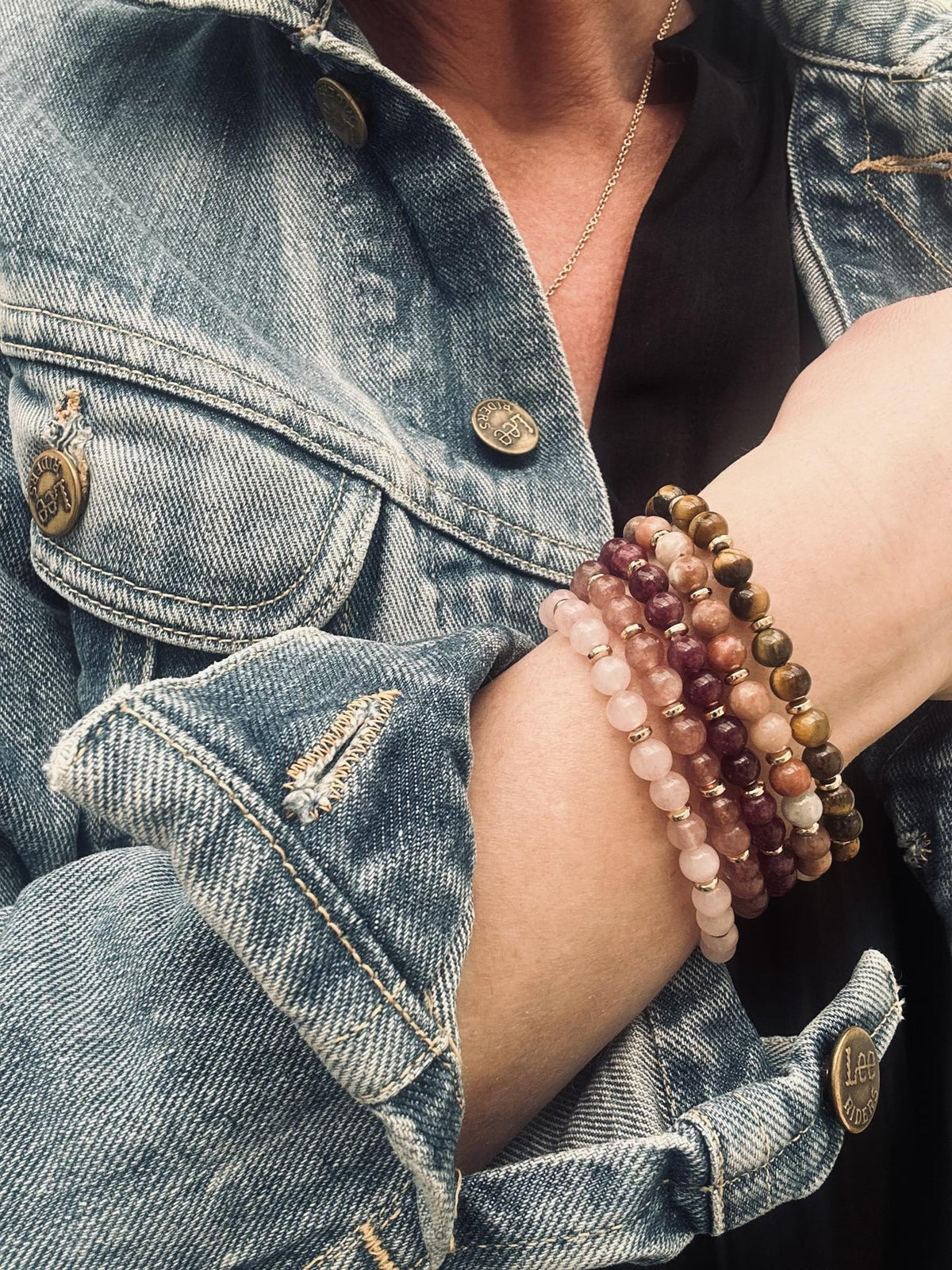 Armbånd Mollie – Natur / Rose mix - VIAMAJA.DK