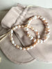 Armband Nadia m. 5 mm sötvattenspärlor – Beige mix