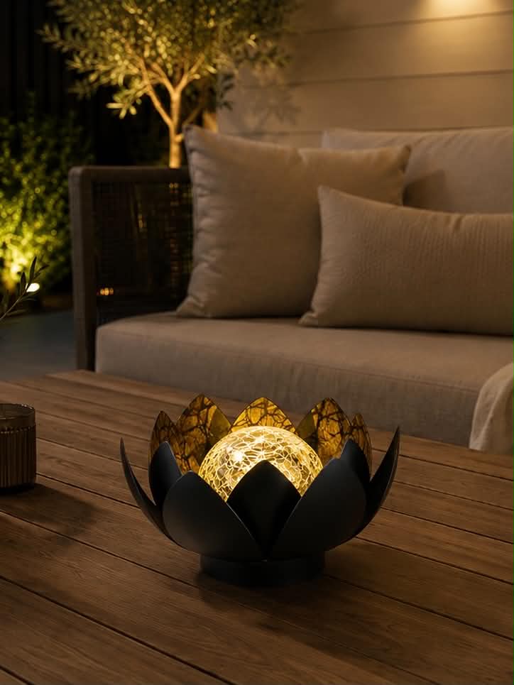 Lotus med solceller