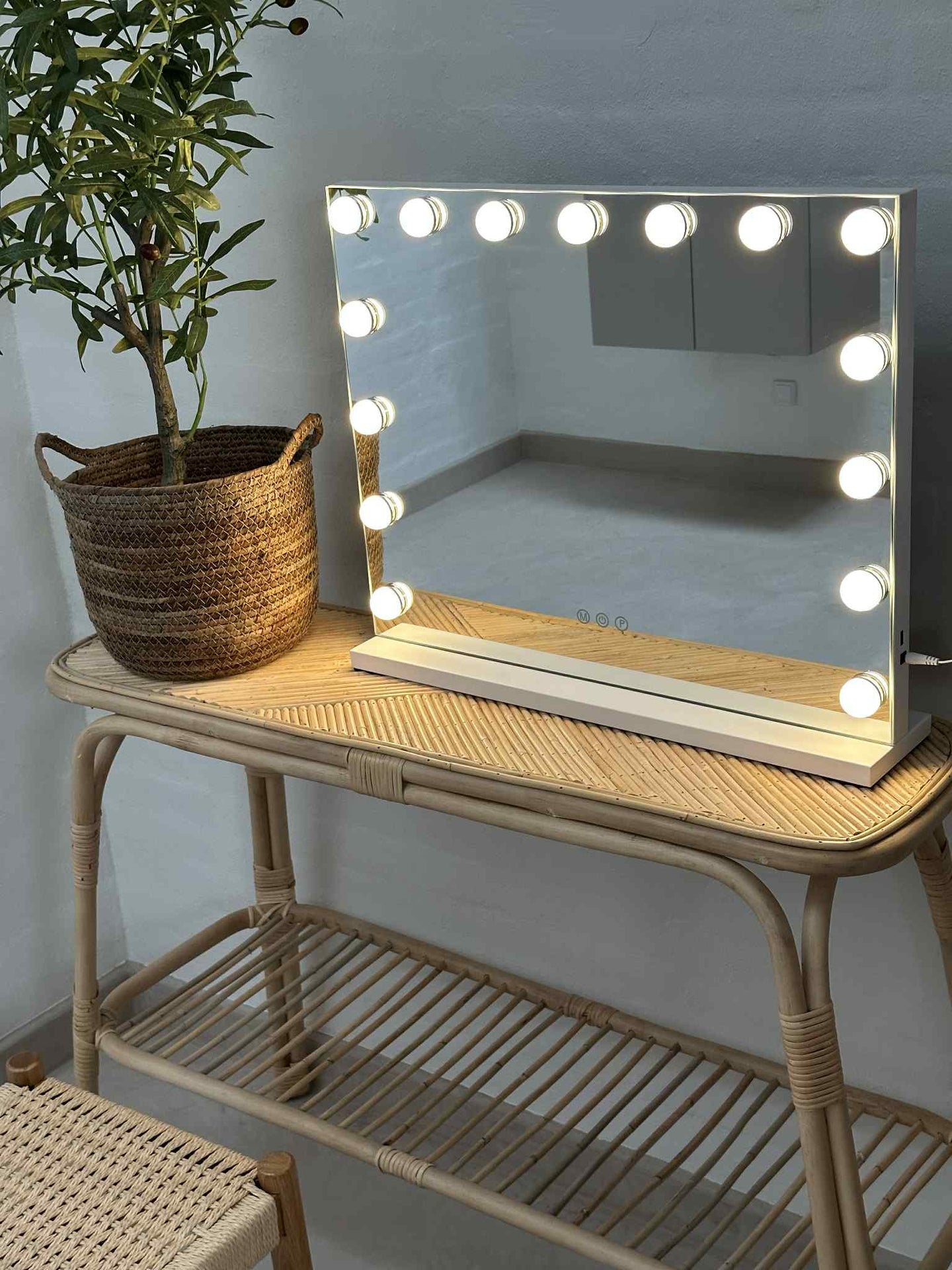 Hollywood Sminkspegel med belysning