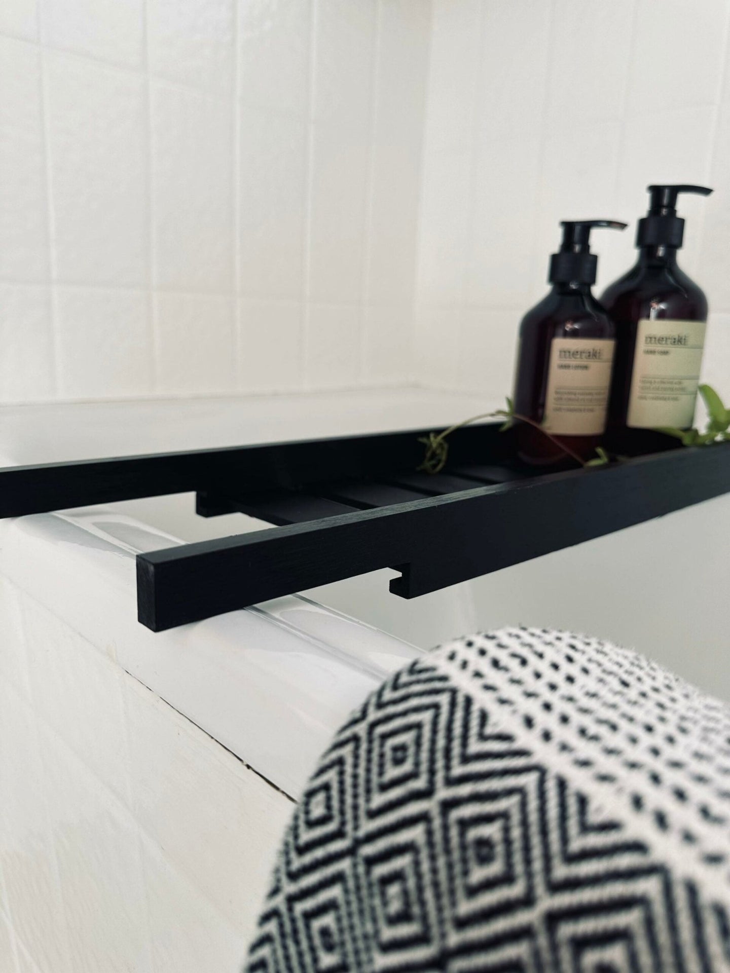 Badekar hylde – Black - VIAMAJA.DK
