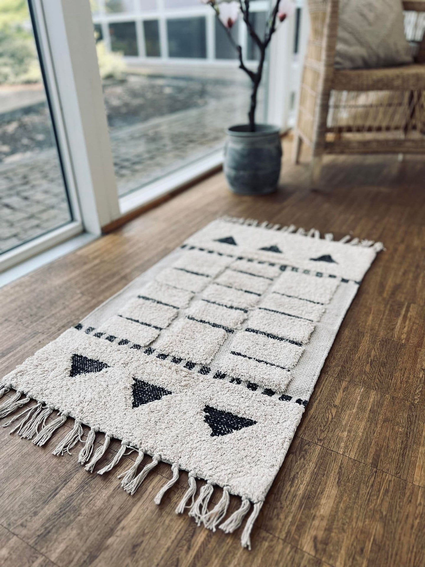BADEMÅTTE ANTI SLIP 50X80 BOMULD SORT/NATUR - VIAMAJA.DK