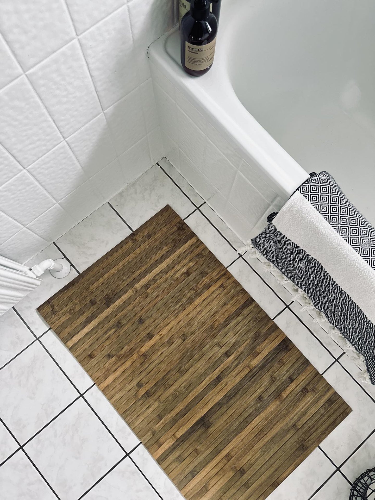 Bademåtte – Bambus semi dark - VIAMAJA.DK