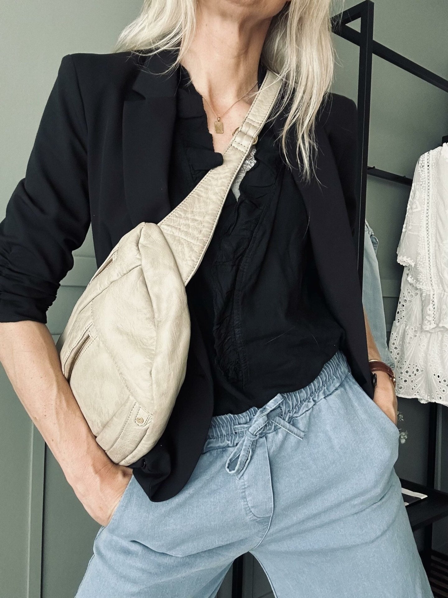Bæltetaske XL MIRA – Sand / Gold - VIAMAJA.DK
