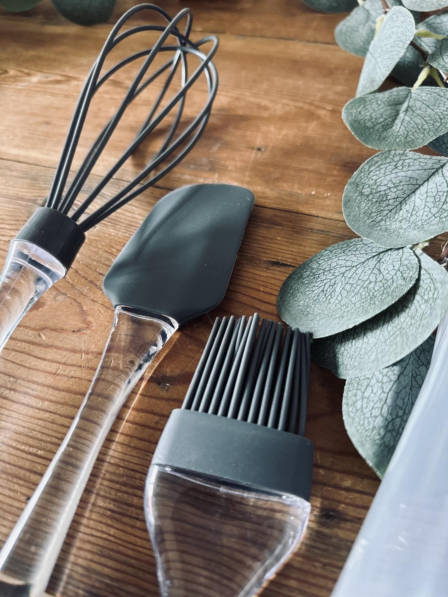 Bageredskaber - Sæt med 4 stk - VIAMAJA.DK