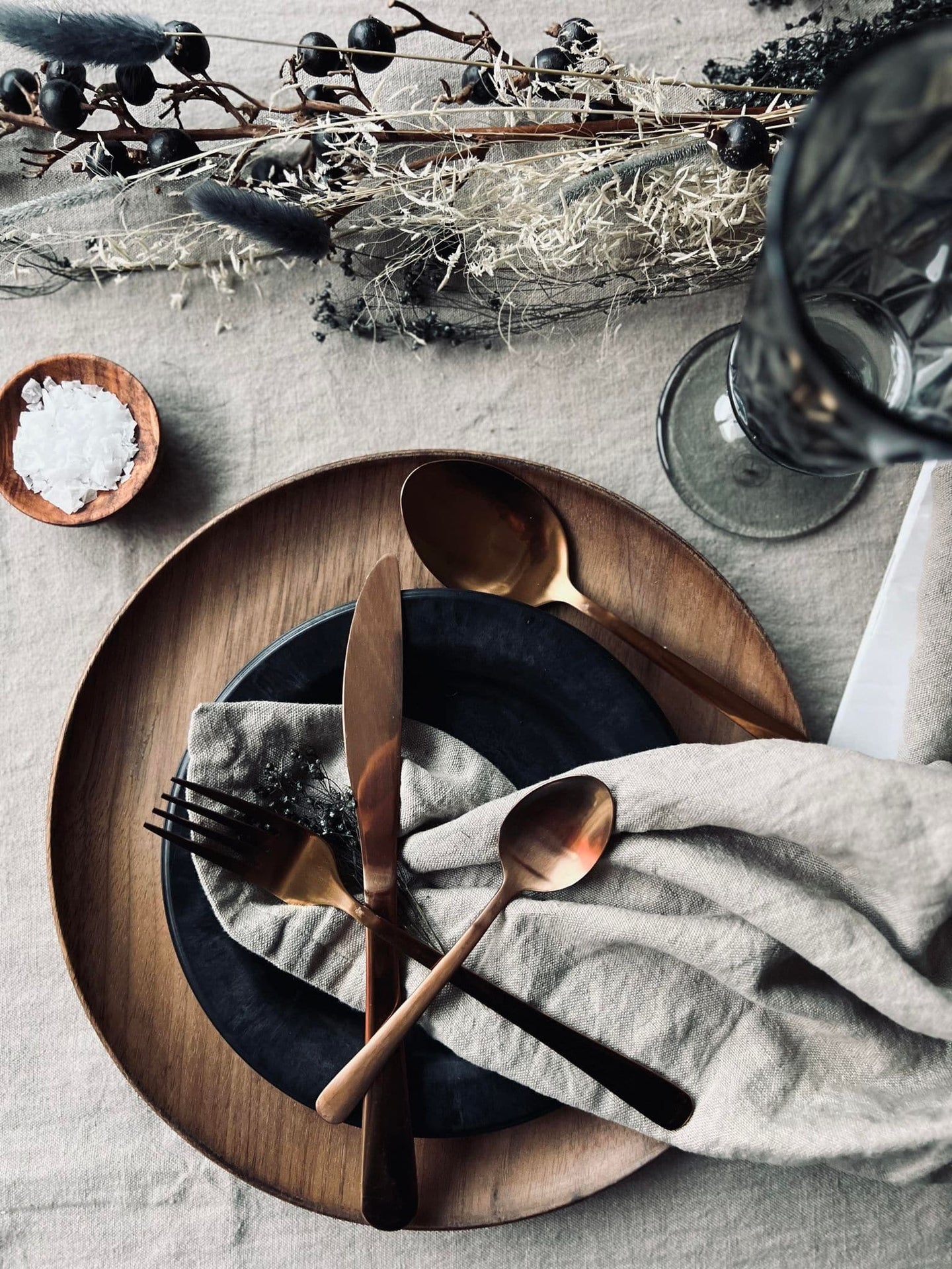 Bestik til 4 personer - Kobber blank - VIAMAJA.DK