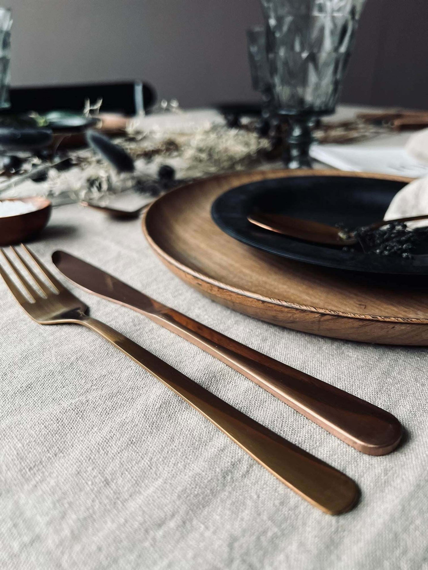 Bestik til 4 personer - Kobber blank - VIAMAJA.DK