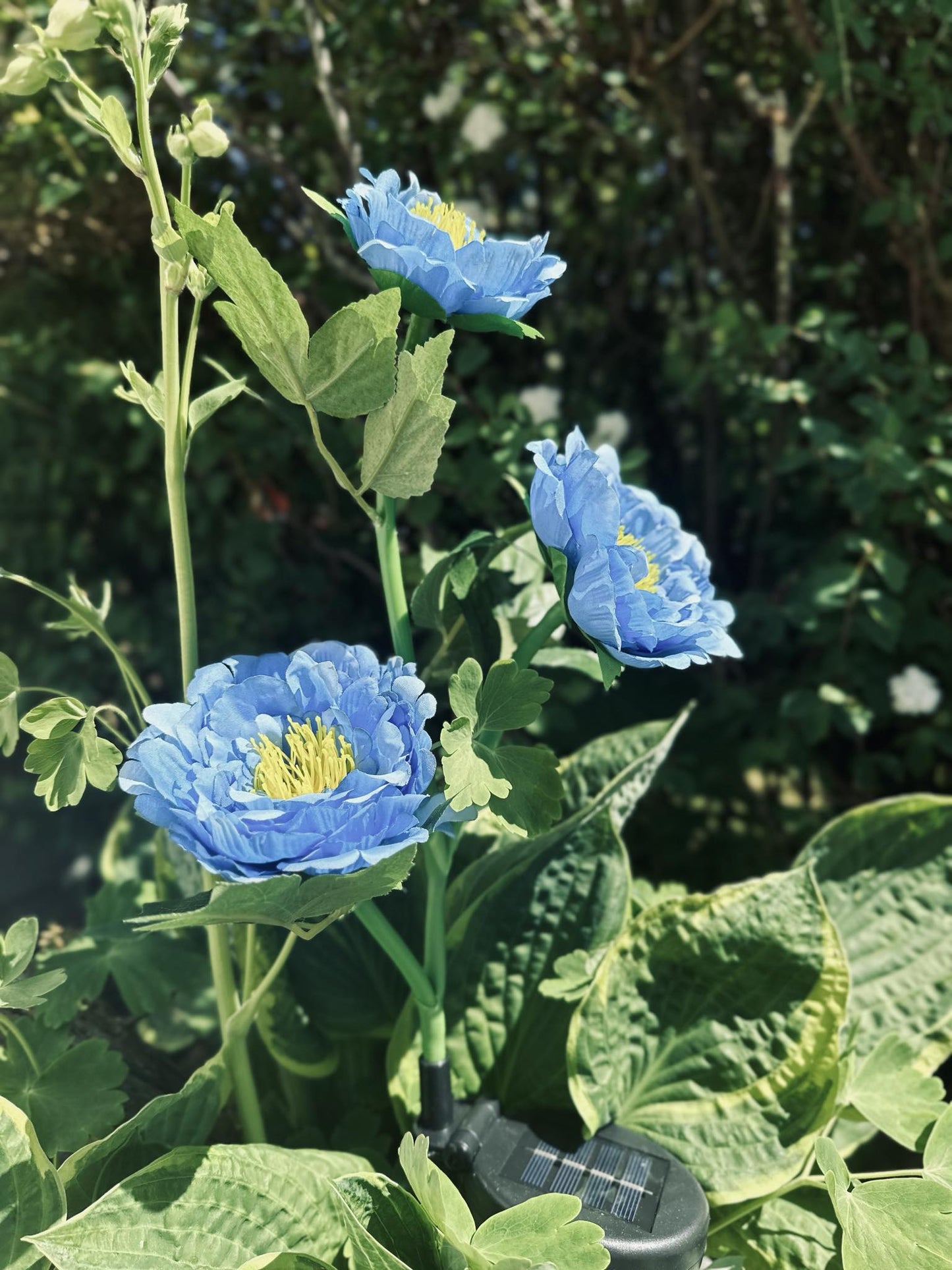 Blomst med solceller – Blå - VIAMAJA.DK